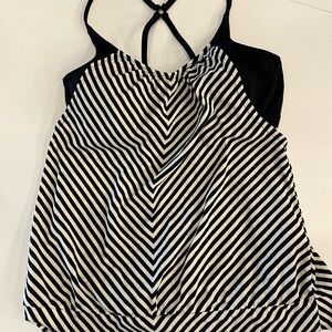 Black and White Striped Women's tankini Top